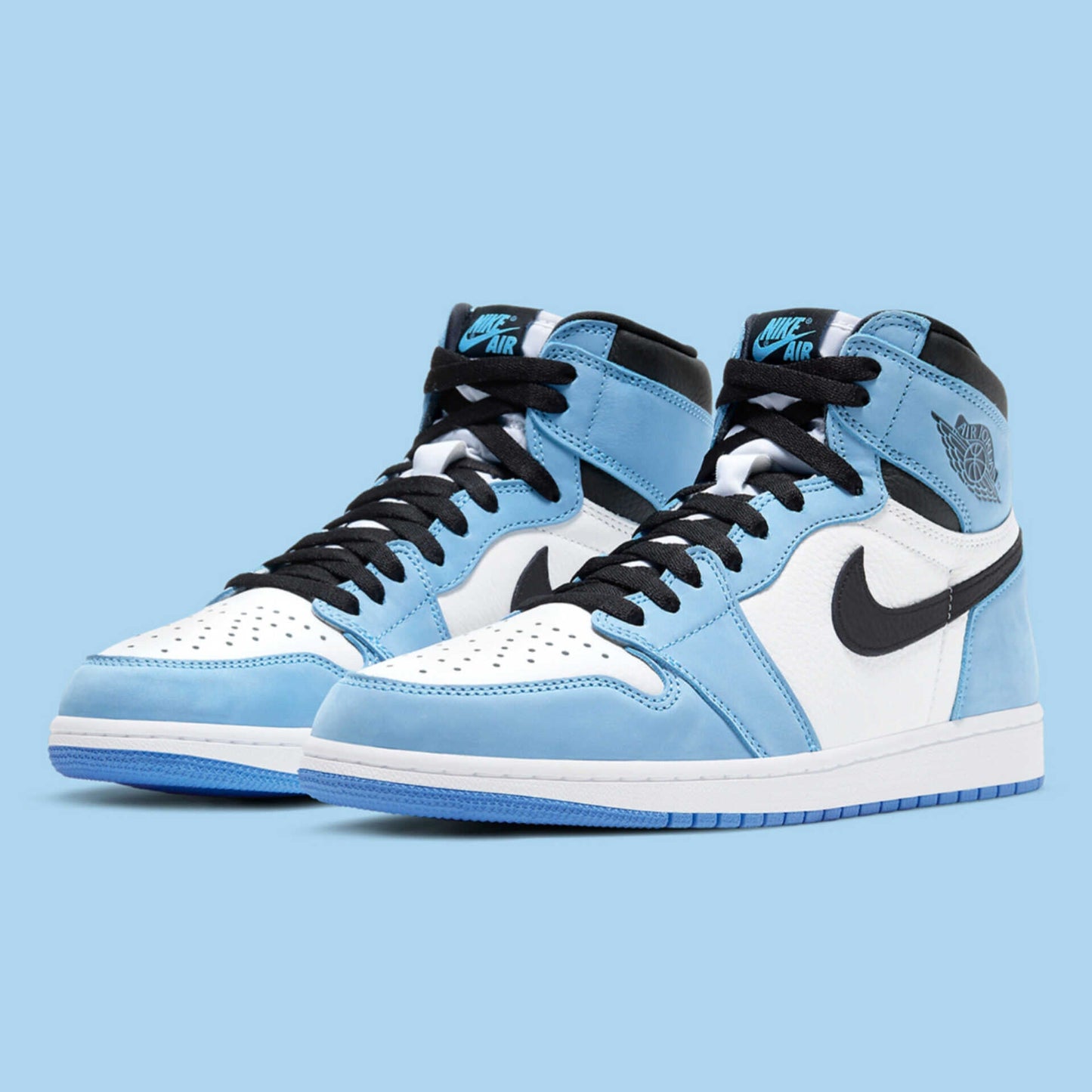 AIR JORDAN RETRO 1 HIGH (UNIVERSITY BLUE)