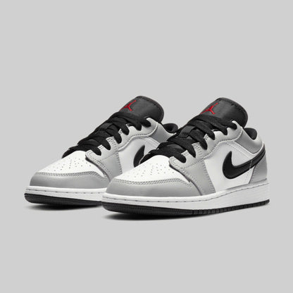 AIR JORDAN RETRO 1 LOW (SMOKE GREY)