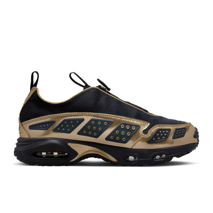 AIR MAX SDNR (BLACK AND METALLIC GOLD)