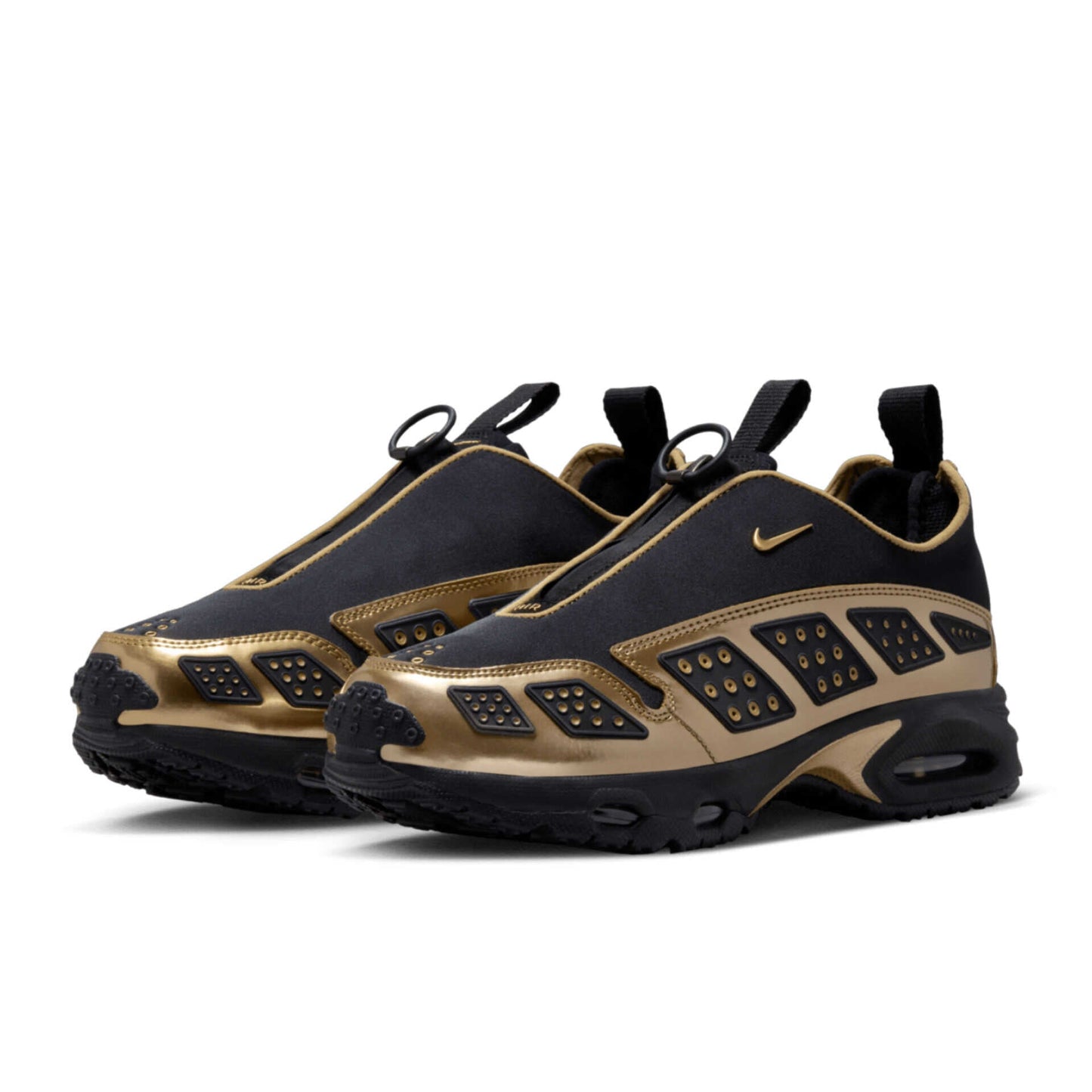 AIR MAX SDNR (BLACK AND METALLIC GOLD)