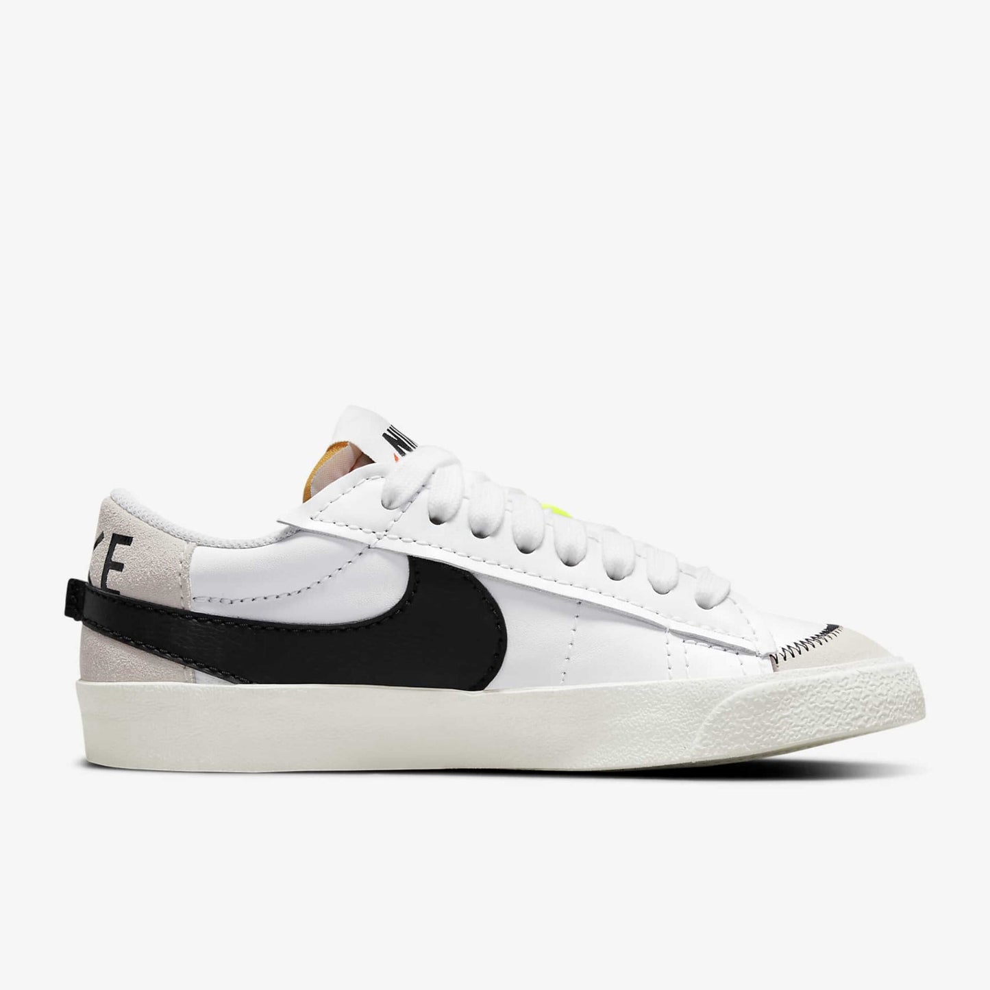 BLAZER LOW '77 JUMBO (WHITE)