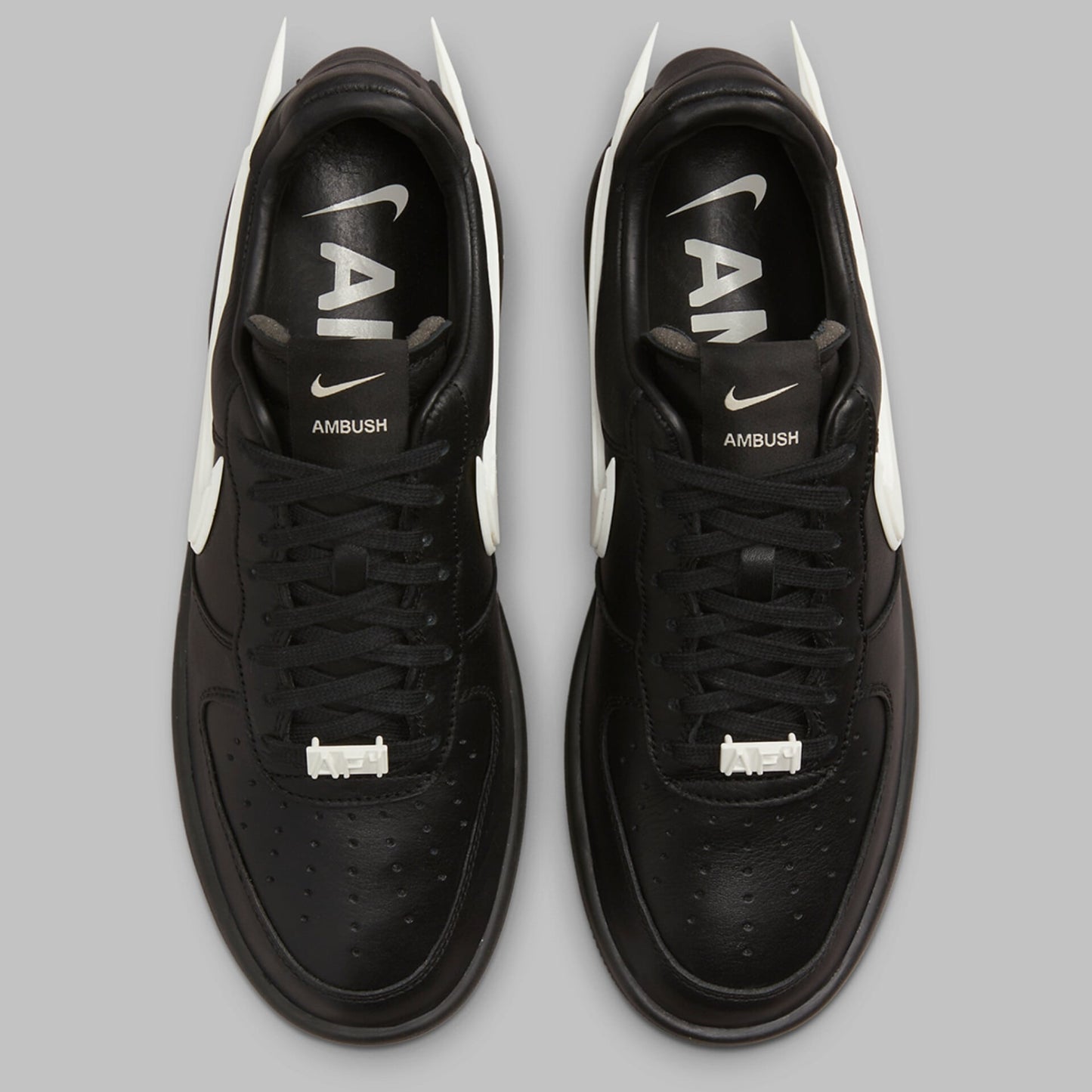 AIR FORCE 1 AMBUSH LOW (BLACK)