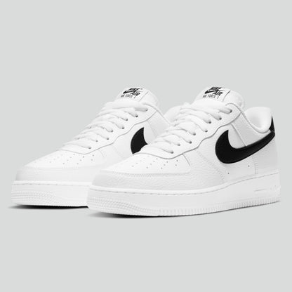 AIR FORCE 1 LOW (WHITE/BLACK)