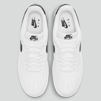 AIR FORCE 1 LOW (WHITE/BLACK)