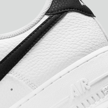 AIR FORCE 1 LOW (WHITE/BLACK)